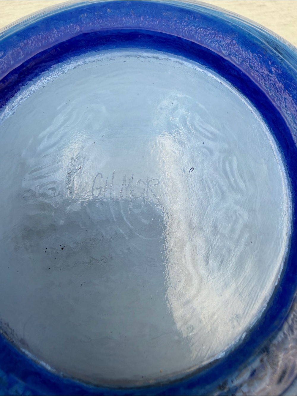 John Gilmor Recycled Art Glass Serving Bowl Blue Signed 7 5/8" - Picture 5 of 6